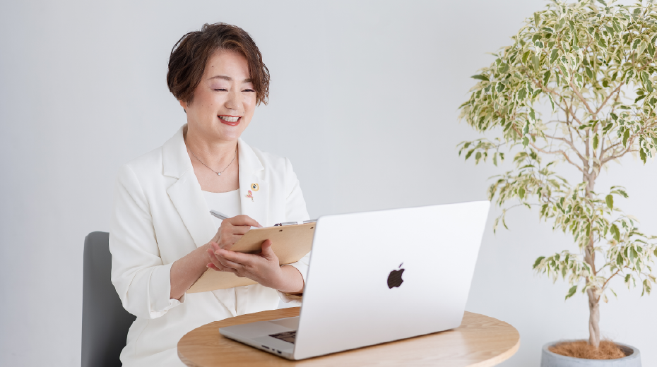 オンラインエステティシャン養成/NURTURING